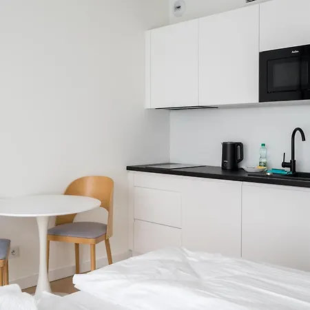 Wilanowska Metro * Warschau