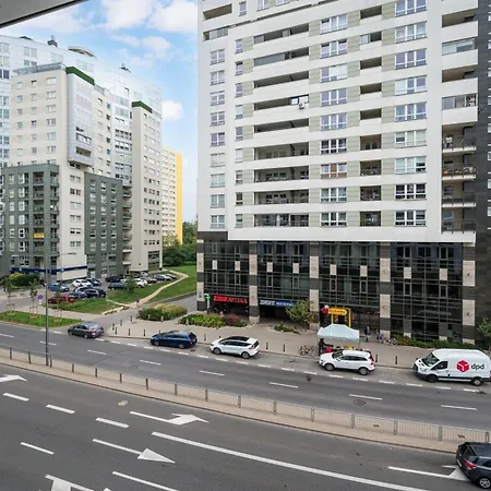 Wilanowska Metro * Warsaw
