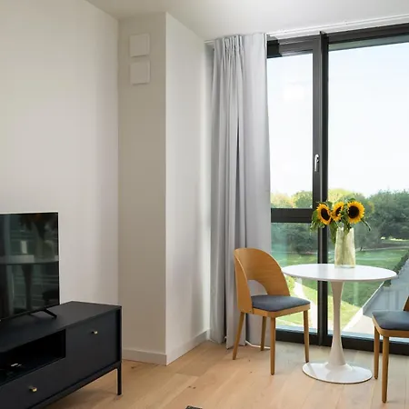 Wilanowska Metro Apartment Warschau