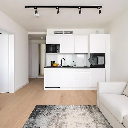 Wilanowska Metro Apartment Warsaw