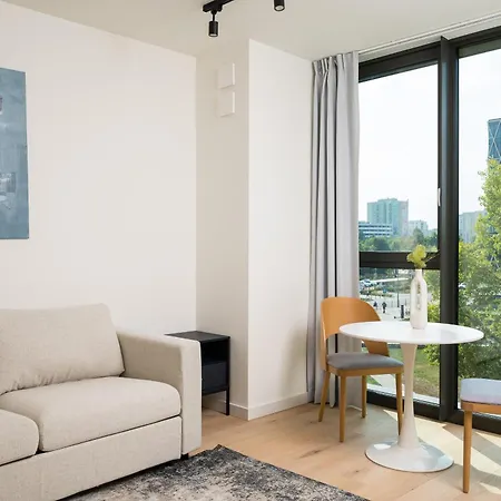 Apartment Wilanowska Metro Warschau