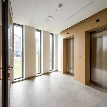 Wilanowska Metro Apartment Warsaw